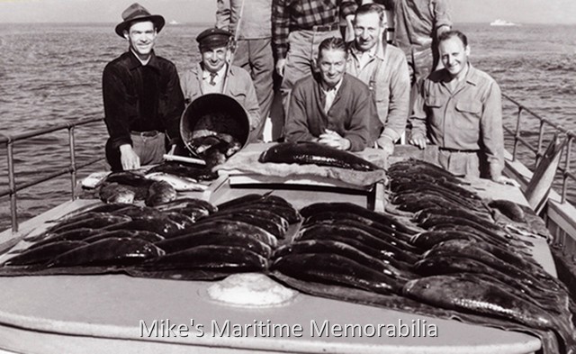 Sheepshead Bay Blackfish Catch – 1955 Quality and quantity… A group of happy anglers shows off their impressive Blackfish catch at Sheepshead Bay, Brooklyn, NY circa 1955. Since the wily Blackfish is difficult to catch, these guys obviously knew what they were doing.