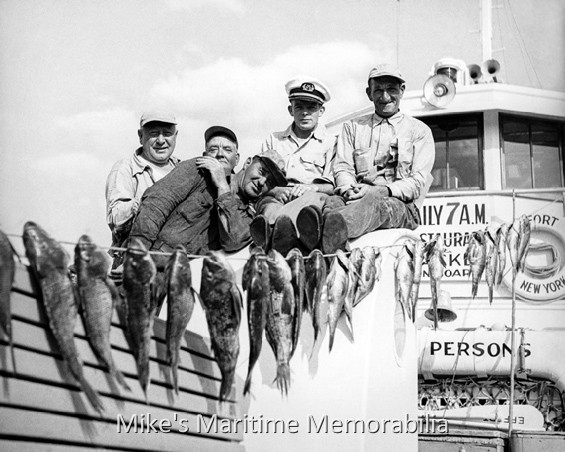 EFFORT Sea Bass, Brooklyn, NY – 1957 Captain Charles VanDerVoort poses with a few of his regular customers and a nice catch of 'Knucklehead' Black Sea Bass aboard the "EFFORT" from Sheepshead Bay, Brooklyn, NY in 1957. During the 1950s, the wrecks off Fire Island produced large catches during the summer months. Captains Fred Wrege and Charles VanDerVoort made it a point to never over fish any of their wrecks. If you didn't leave a few fish, the wreck would not replenish itself with new resident fish. Photo courtesy of the Captain Fred Wrege and Charles VanDerVoort families.
